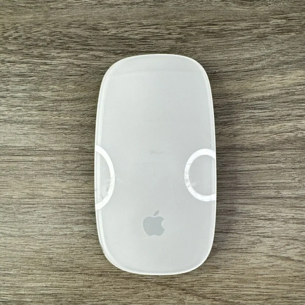 Apple Magic Mouse A1296 1st Generation *Tested* (Batteries not included)